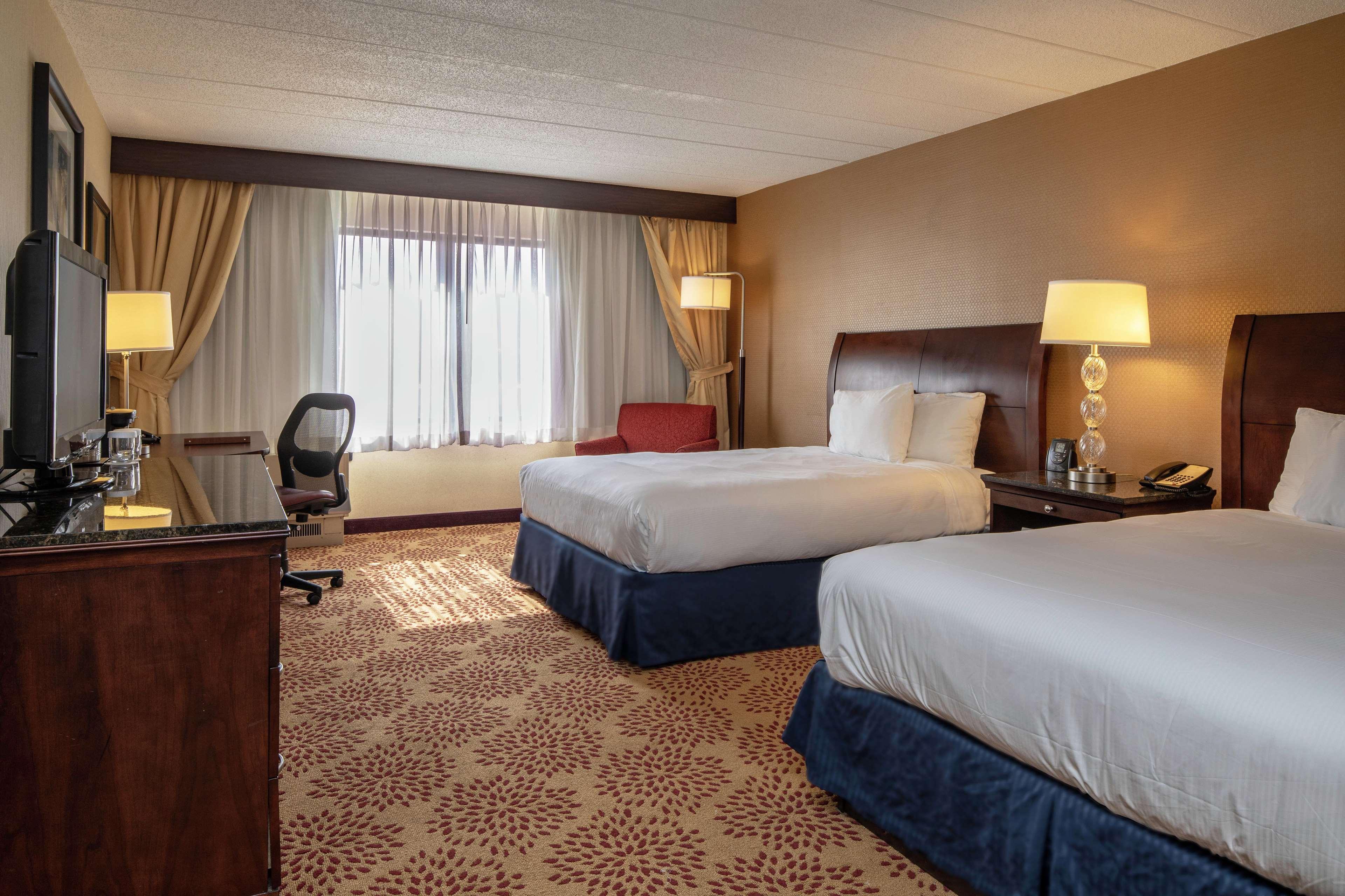 Doubletree By Hilton Pittsburgh Monroeville Convention Center Exterior foto