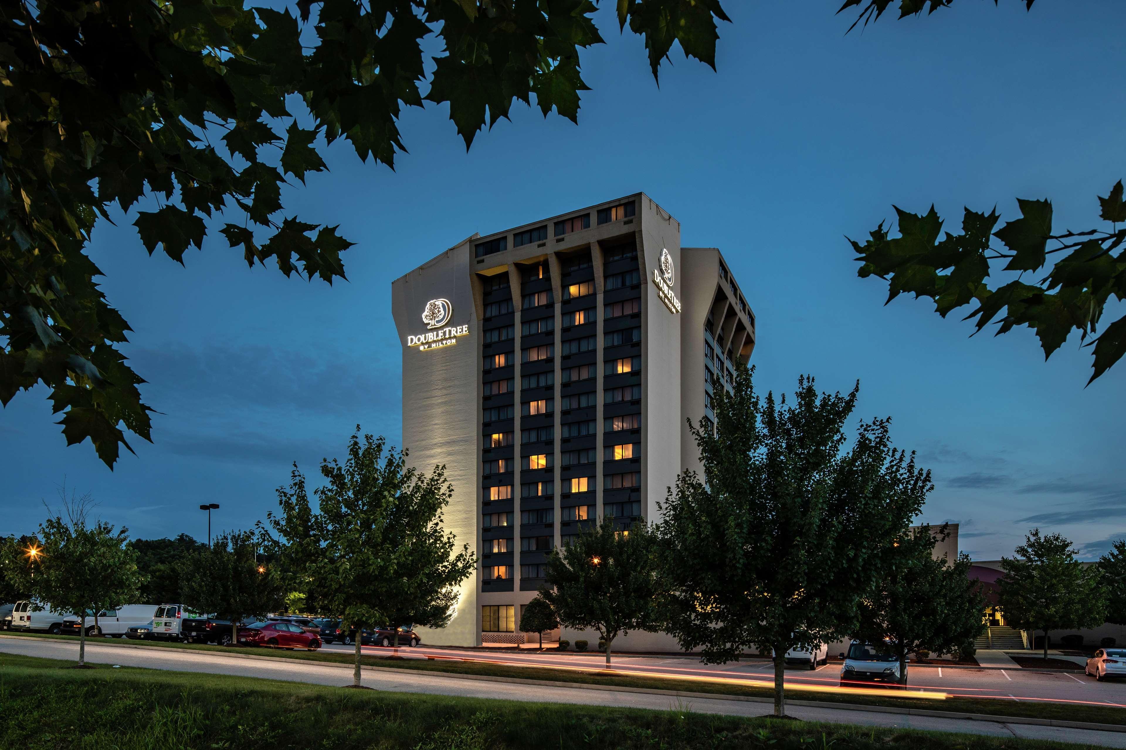 Doubletree By Hilton Pittsburgh Monroeville Convention Center Exterior foto