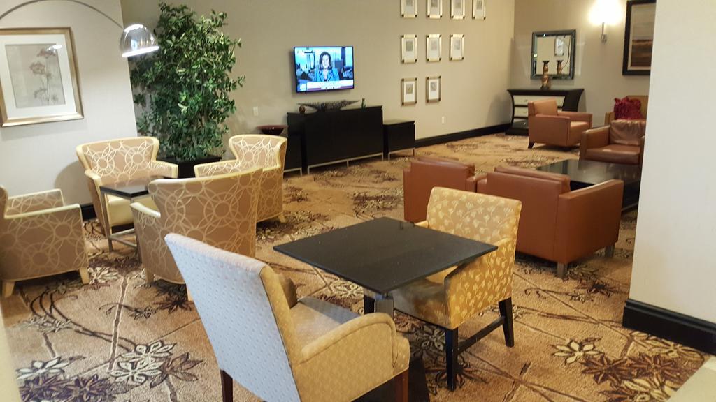Doubletree By Hilton Pittsburgh Monroeville Convention Center Exterior foto